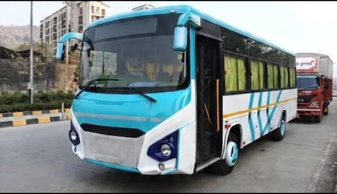 33 seater AC mini bus, front ready for boarding