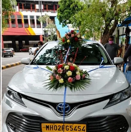 Toyota camry wedding car flowers
