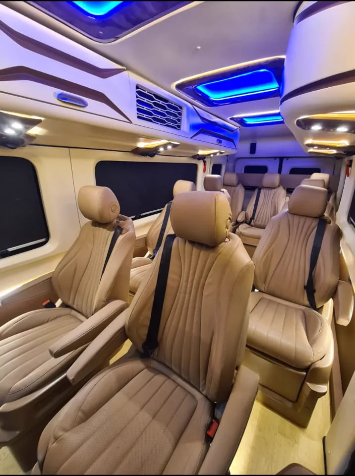 10 seater Maharaja Urbania, ambient lighting