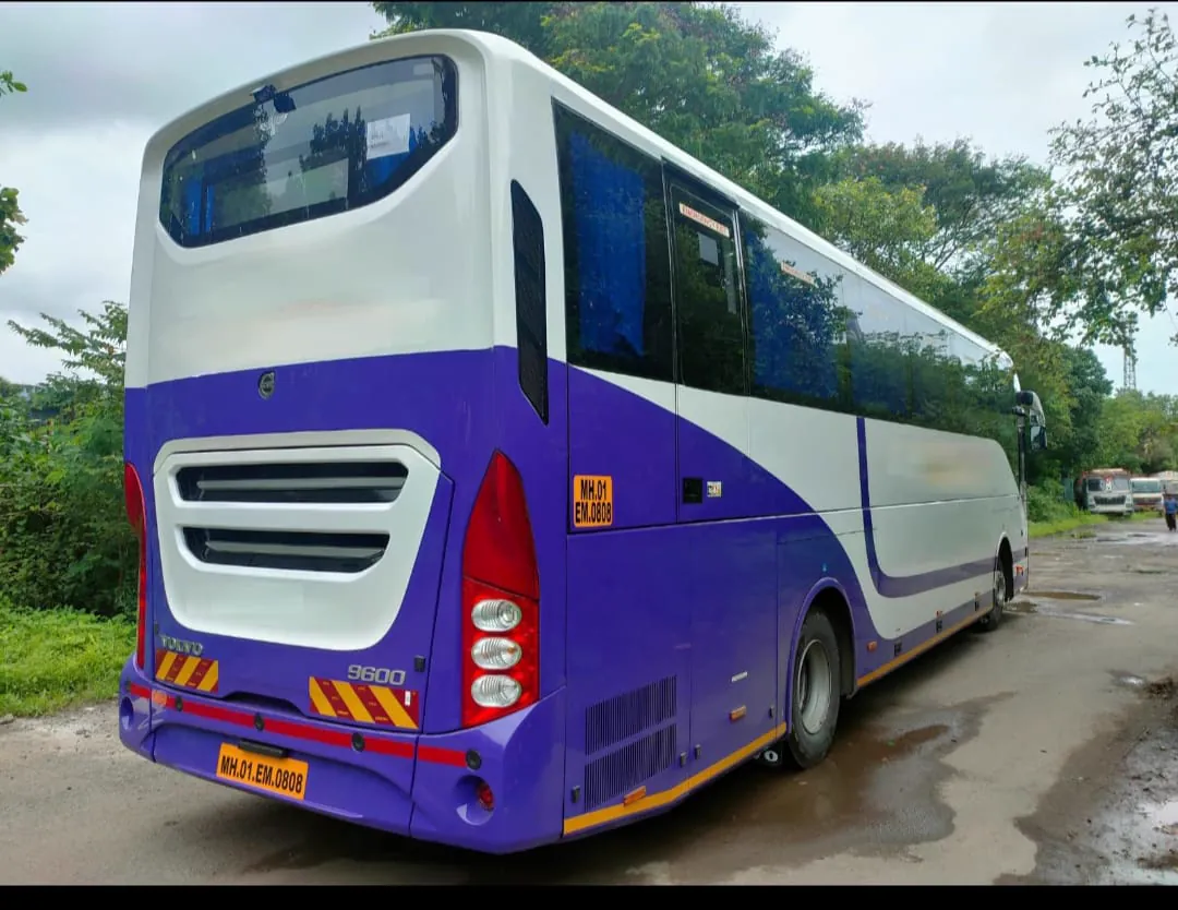 Volvo 9600 49 seater, rear and boot